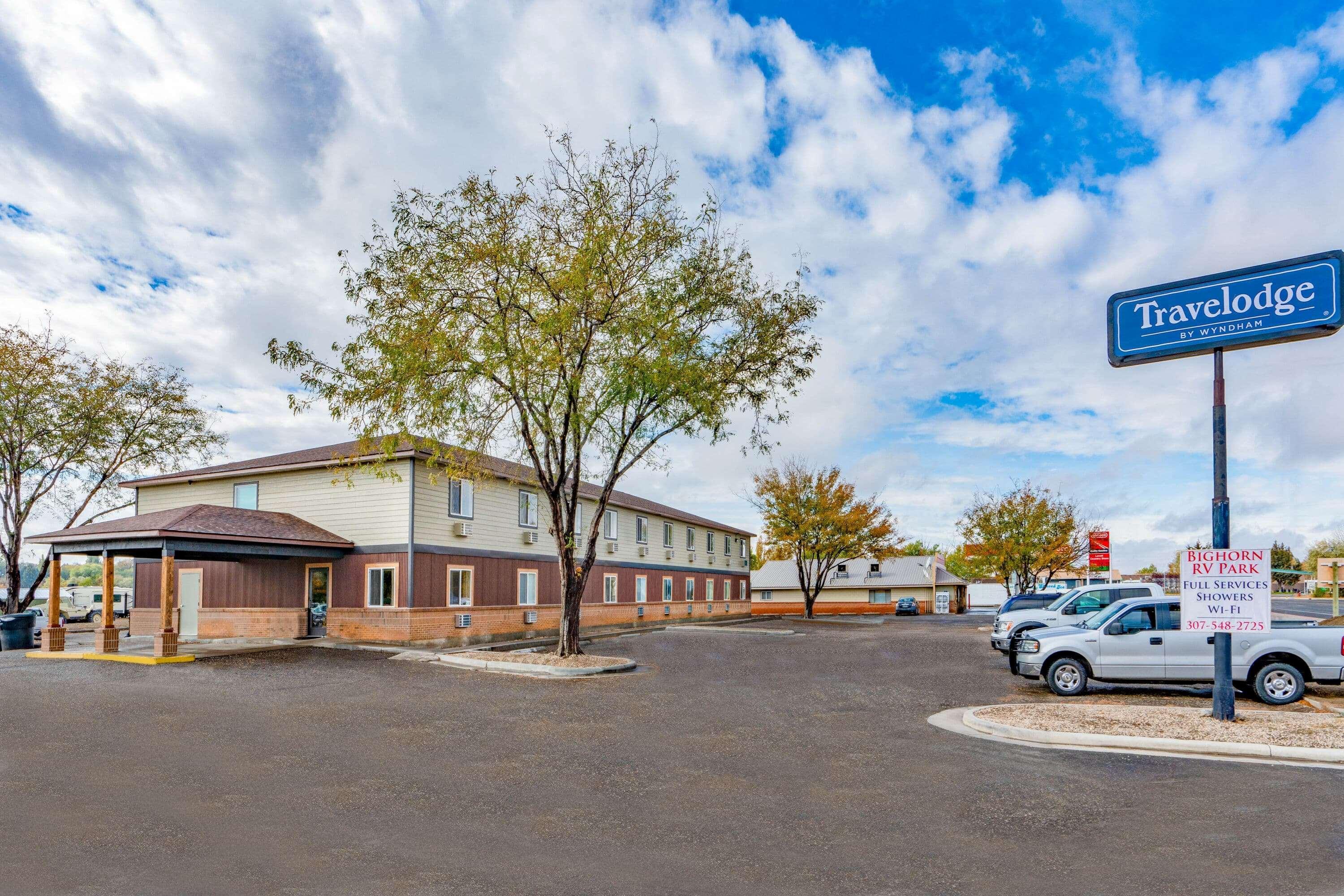 Travelodge By Wyndham Lovell Bighorns Exterior foto